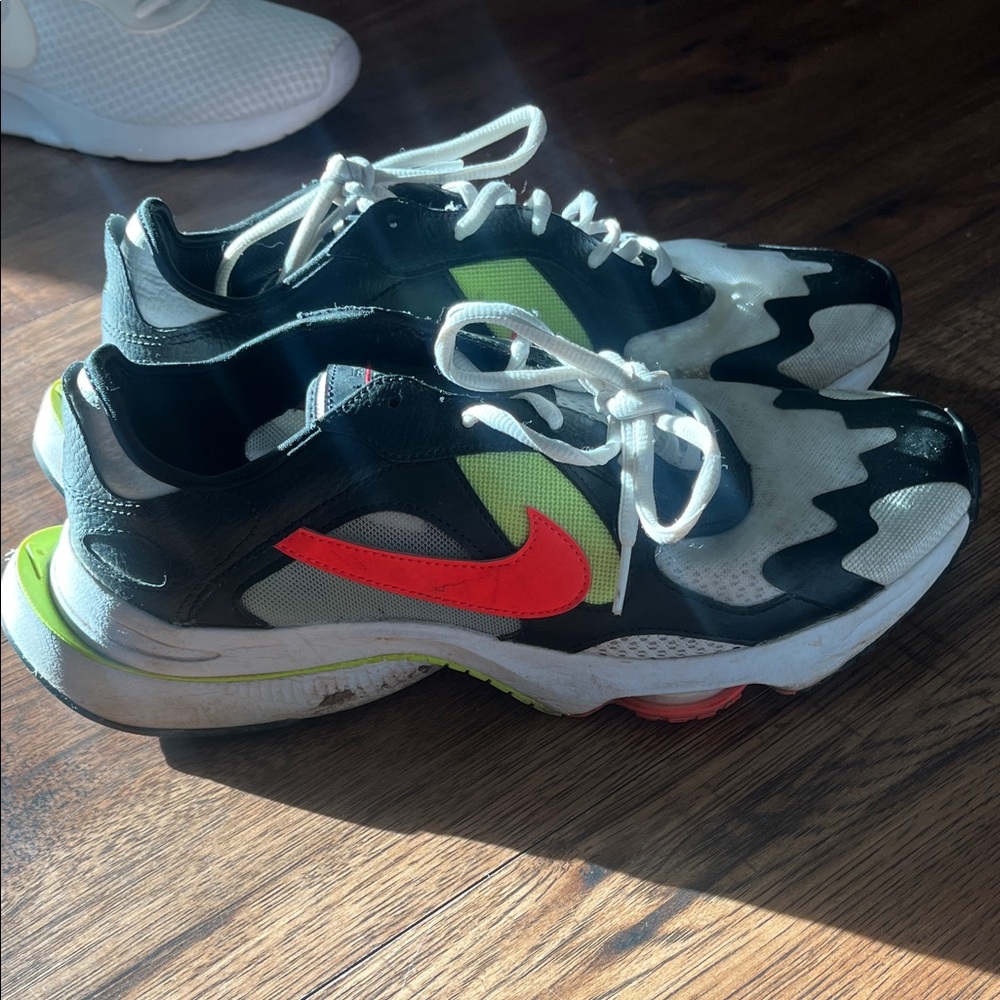 Nike Men's Black, Red, and Green Athletic Shoes